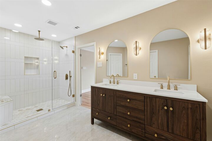 Property Photo:  2017 Carriage Club Drive  TX 78613 