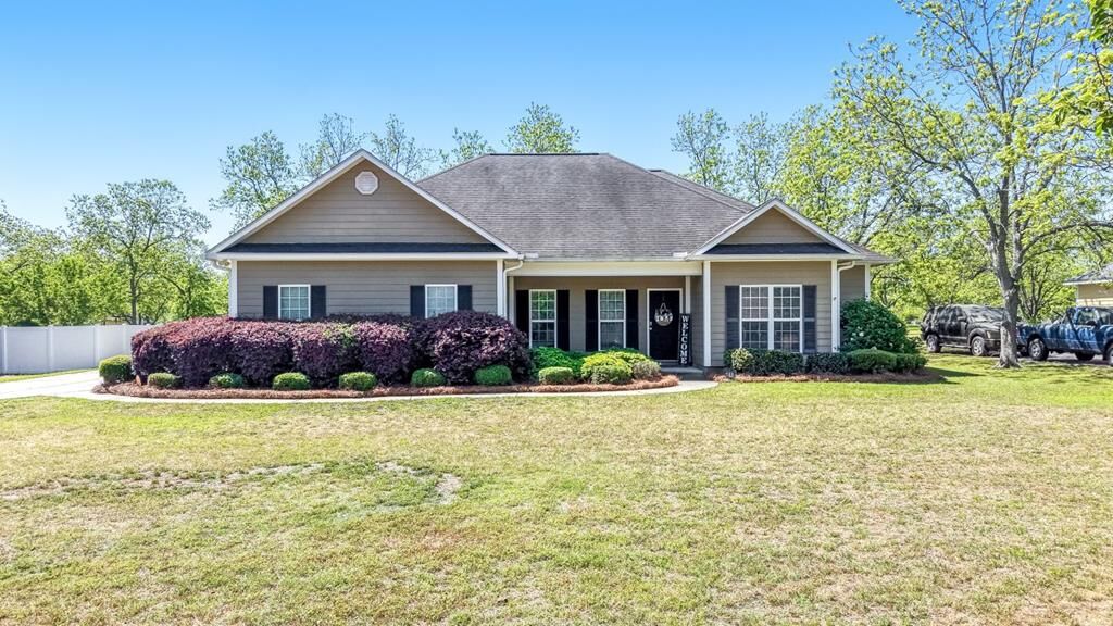 Property Photo:  145 Kendal Lane  GA 31763 