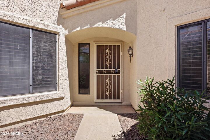 Property Photo:  246 E Vaughn Avenue  AZ 85234 