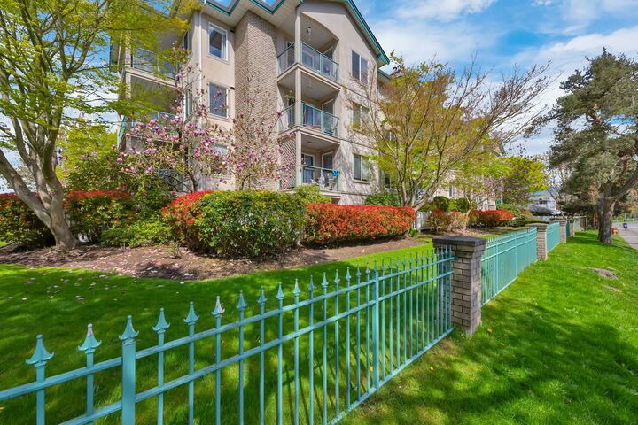 Property Photo: 20443 53 Avenue 409 BC V3A 7A6