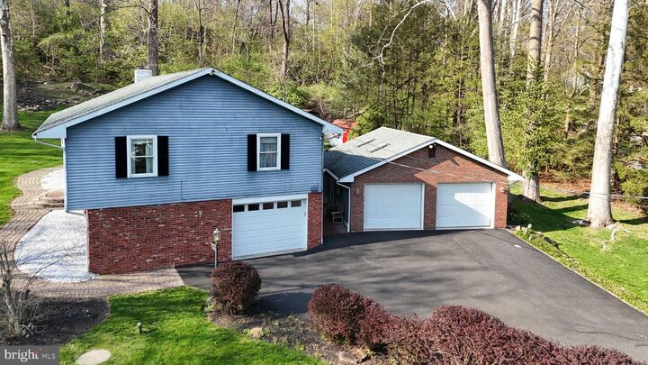 Property Photo:  3005 Funks Mill  PA 18077 