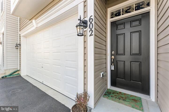 Property Photo:  602 Savile Row Terrace  VA 20132 