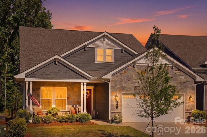Property Photo: 2002 Belle Mont Farm Avenue NC 28110