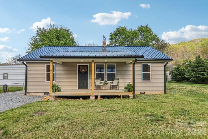 Property Photo:  117 Virginia Avenue  NC 28786 