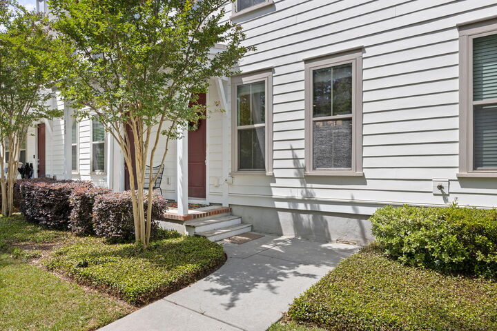 Property Photo:  242 Oak Park Street  SC 29483 
