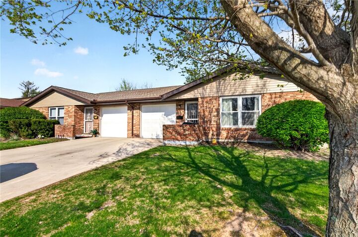 Property Photo:  5620 Elgin Roof Road  OH 45426 