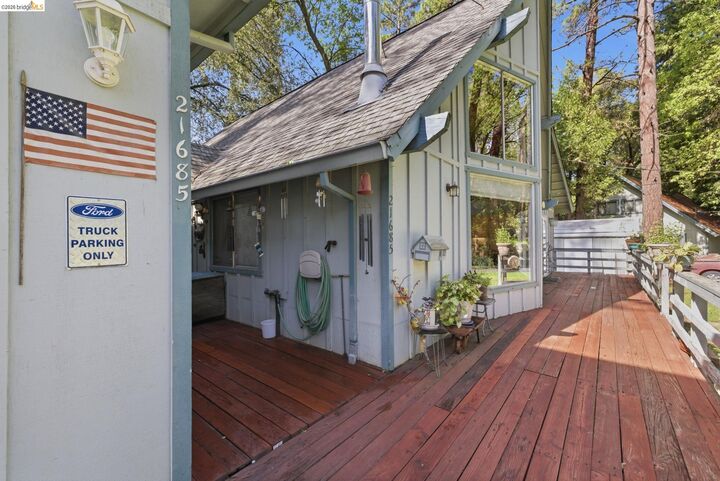 Property Photo:  21685 Rogue River  CA 95370 