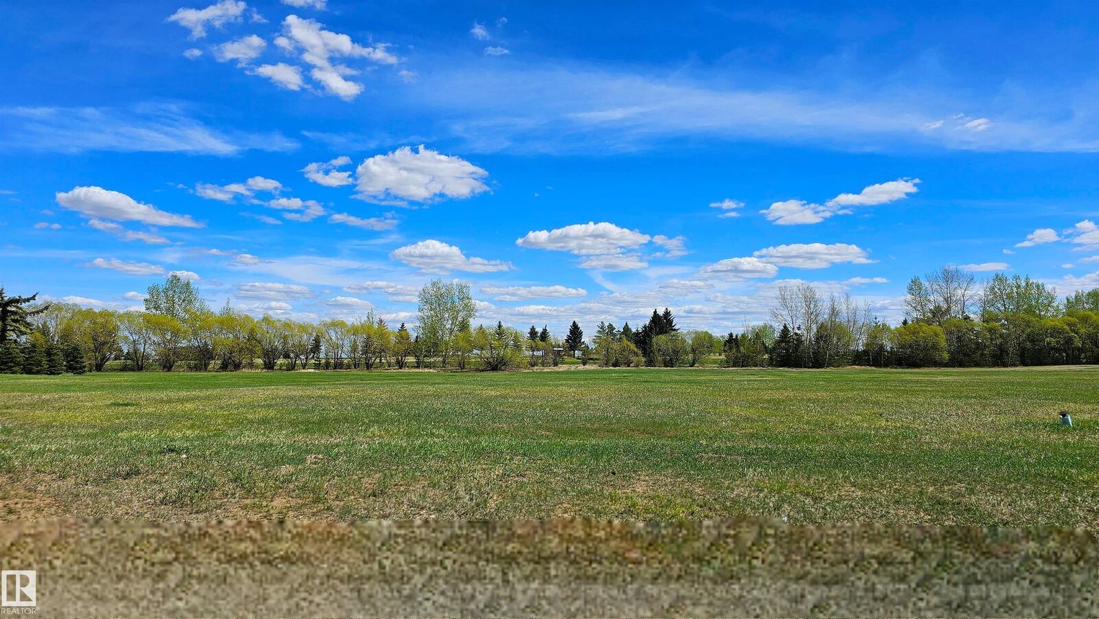 Property Photo:  5123 45 Street  AB T0B 4N0 