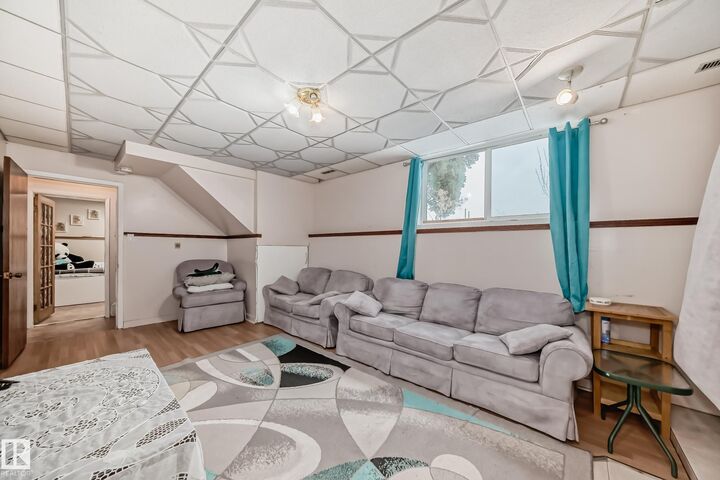 Property Photo: 6807 Delwood Road NW AB T5C 3A6
