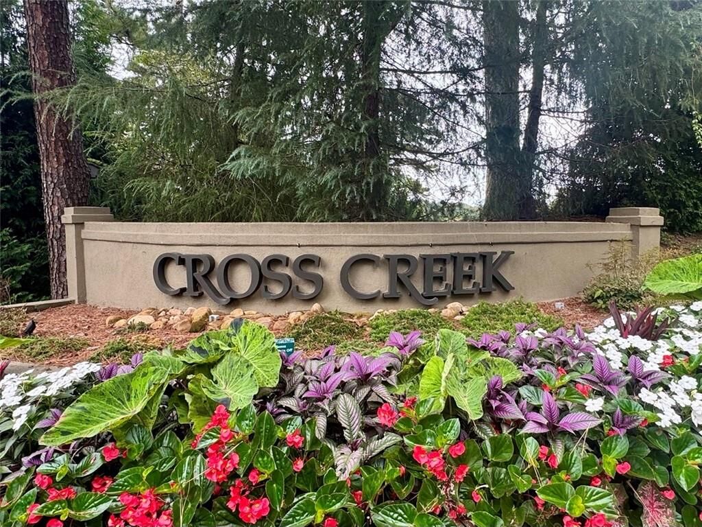 Property Photo:  102 Rosaire Place NW  GA 30327 