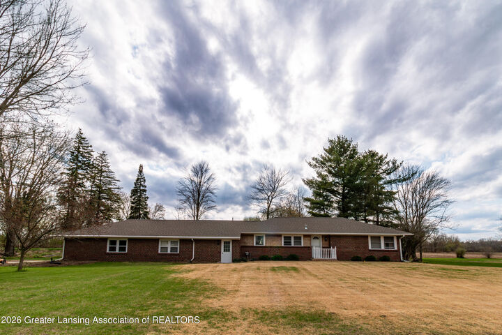 Property Photo:  3604 S Dewitt Road  MI 48879 