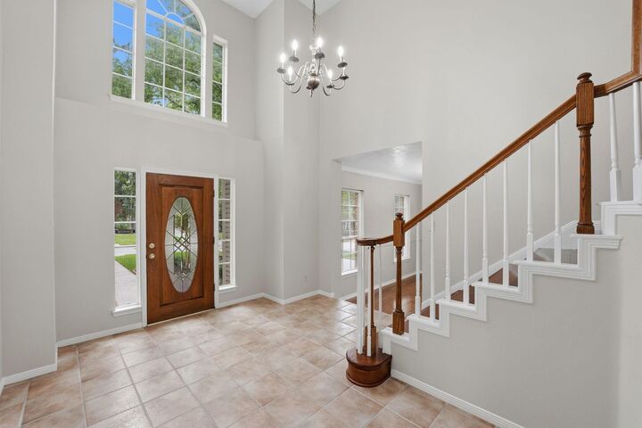 Property Photo: 34 Outervale Place TX 77381