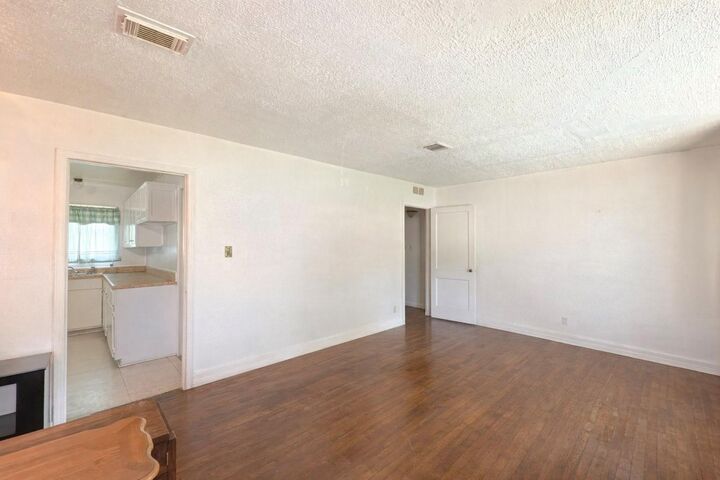 Property Photo: 5879 Belneath Street TX 77033
