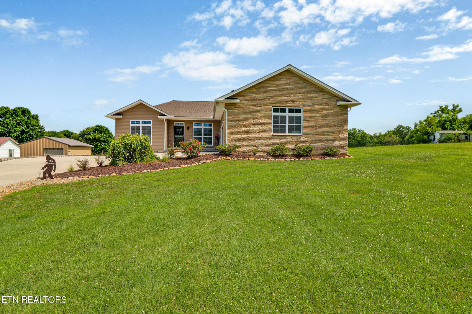 Property Photo:  1432 Sawmill Rd  TN 38555 