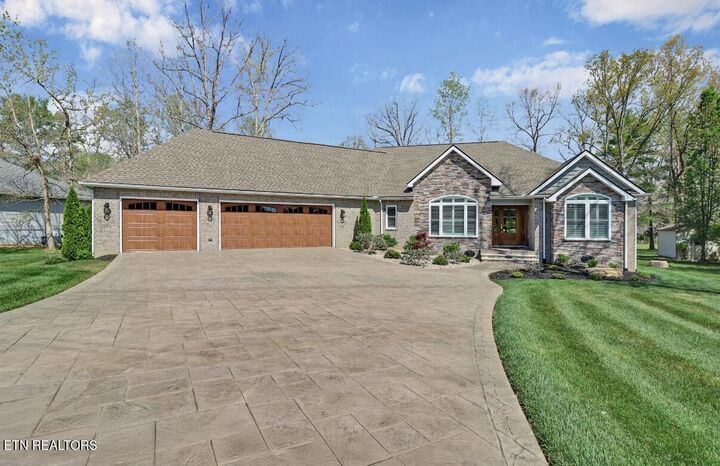 Property Photo:  120 Forest View Drive  TN 38558 