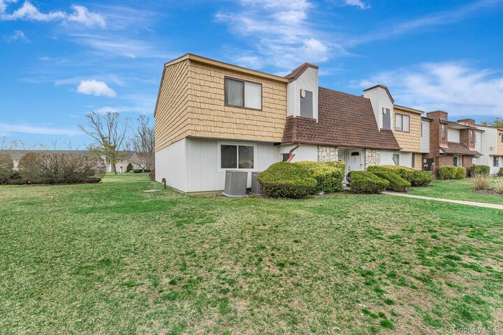 Property Photo:  129 Pointe Circle N 129  NY 11727 