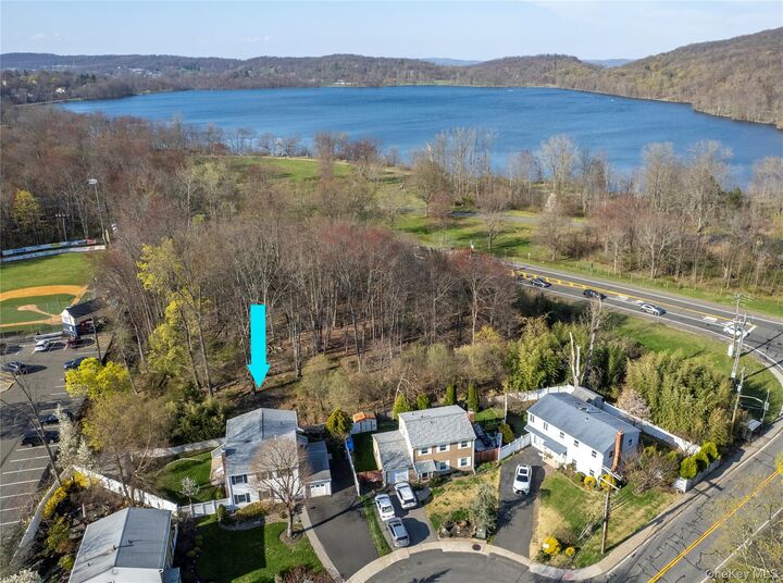 Property Photo:  148 Lake Road  NY 10989 