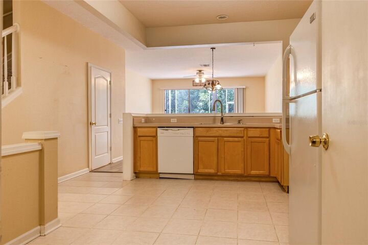Property Photo:  2720 Conch Hollow Drive  FL 33511 