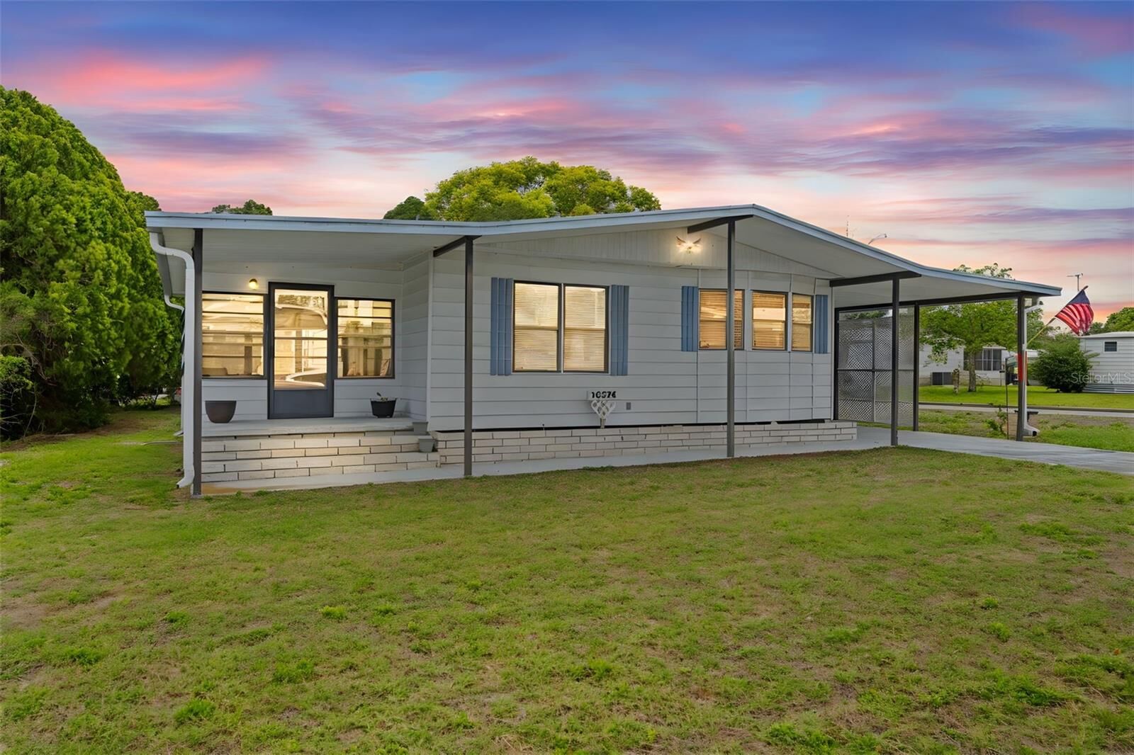 Property Photo:  14274 Sandhurst Street  FL 34613 