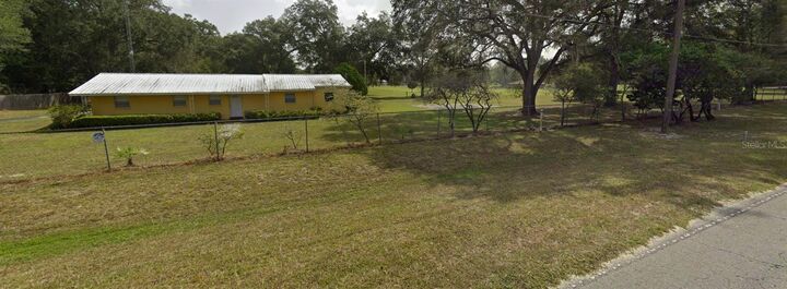 Property Photo:  817 SW 143rd Street  FL 32669 