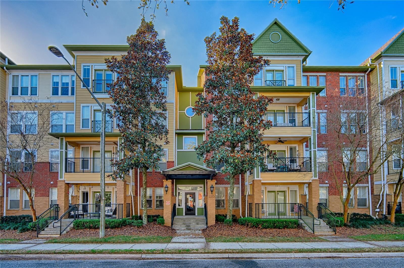 Property Photo:  1185 SW 9th Road 105  FL 32601 