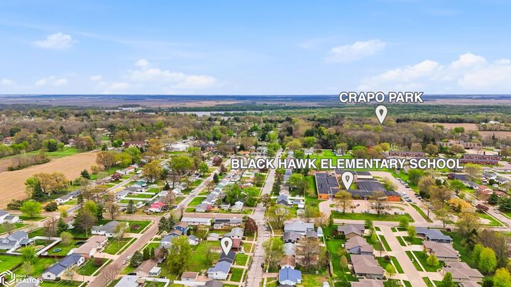 Property Photo:  1428 Parkway Drive  IA 52601 