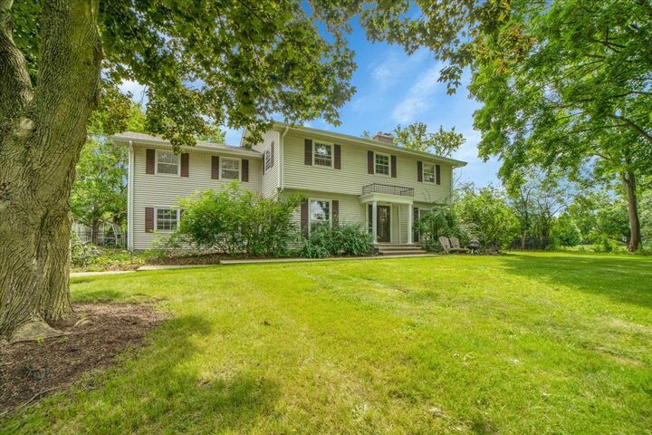 Property Photo:  3N011 Morningside Avenue  IL 60185 