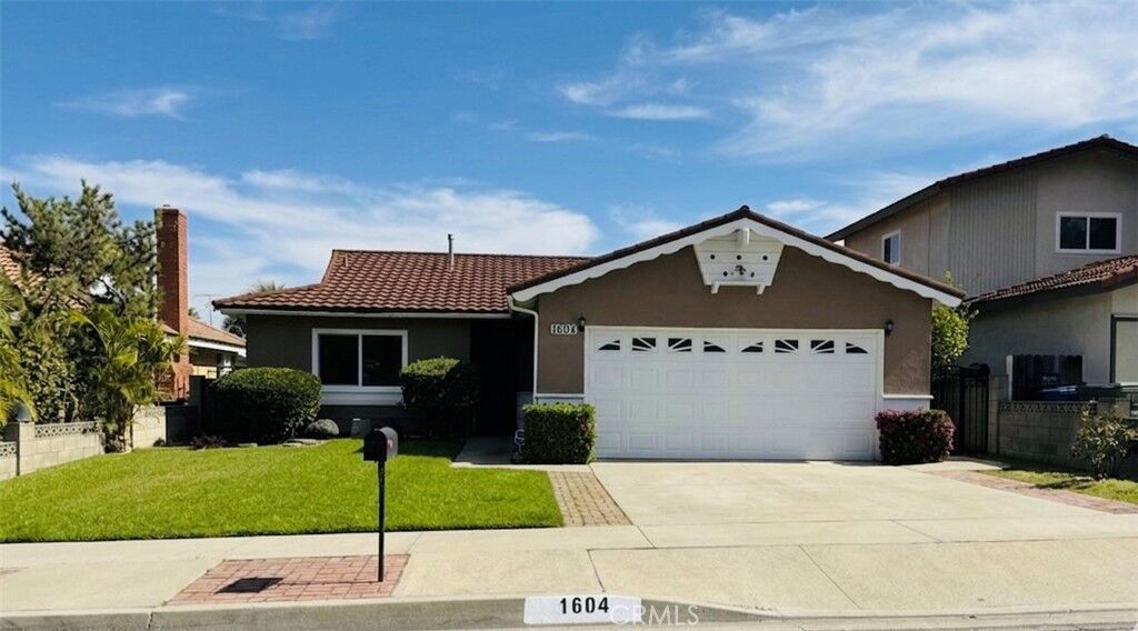 Property Photo: 1604 N Greycastle Avenue CA 90640