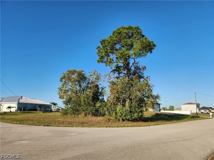 Property Photo:  1912 NE 44th Street  FL 33909 