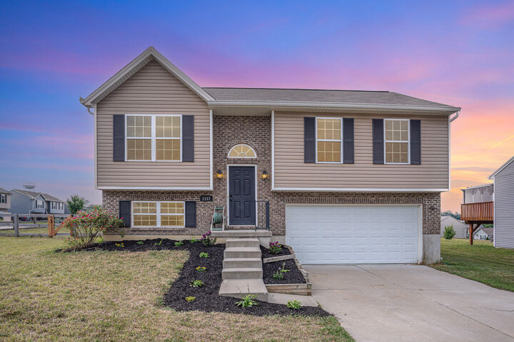 Property Photo:  1157 Gemstone Pointe Drive  KY 41094 