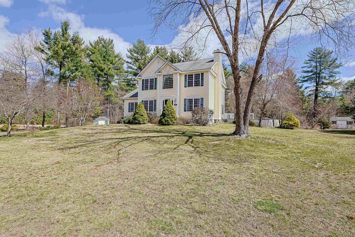 Property Photo:  10 Checkerberry Lane  NH 03053 