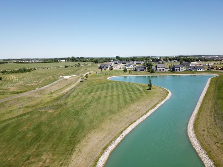 Property Photo:  314 Audrey Drive  ND 58059 