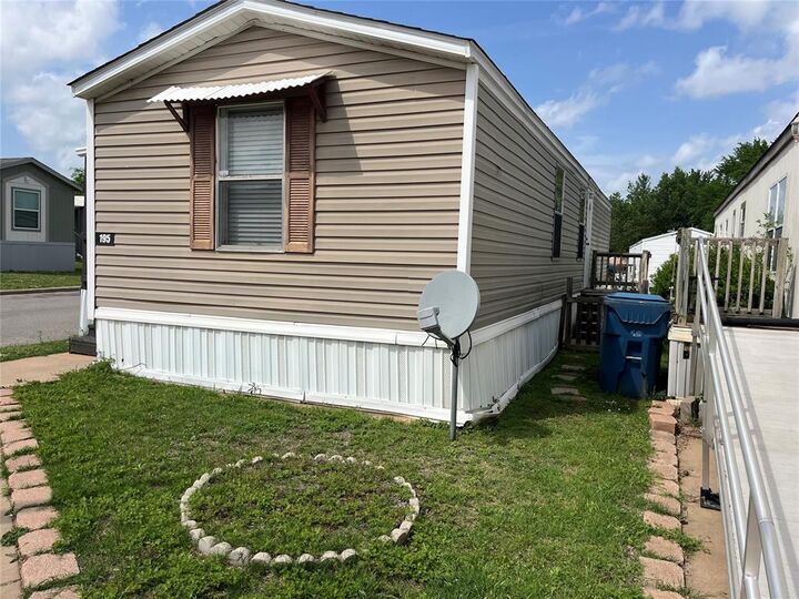 Property Photo:  2001 S Macarthur Boulevard 195  OK 73128 