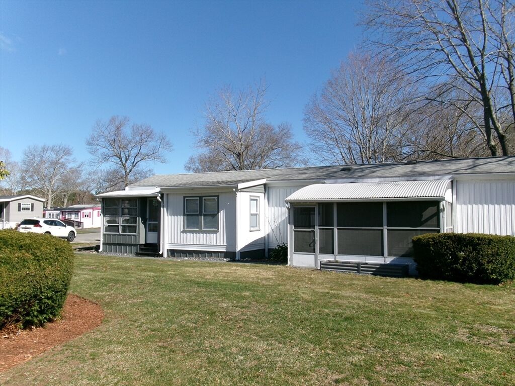 Property Photo:  1 Candlelight Drive  MA 02360 