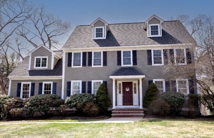 Property Photo:  122 Elm St  MA 01864 