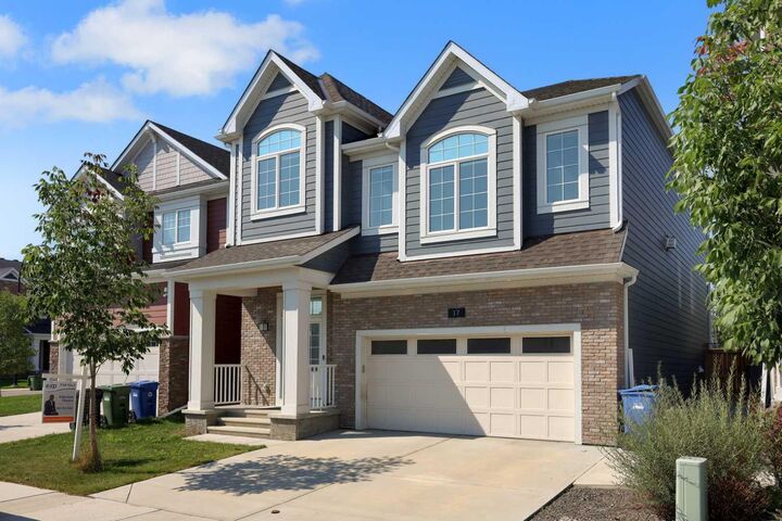 Property Photo:  17 Yorkstone Way SW  AB T2X 4K6 