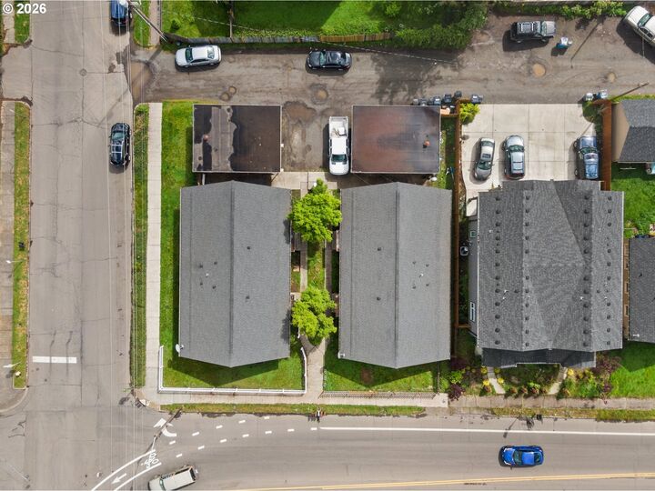 Property Photo:  3219/3221 Grand Blvd  WA 98661 