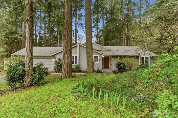 Property Photo:  7308  32nd Street Ct NW  WA 98335 