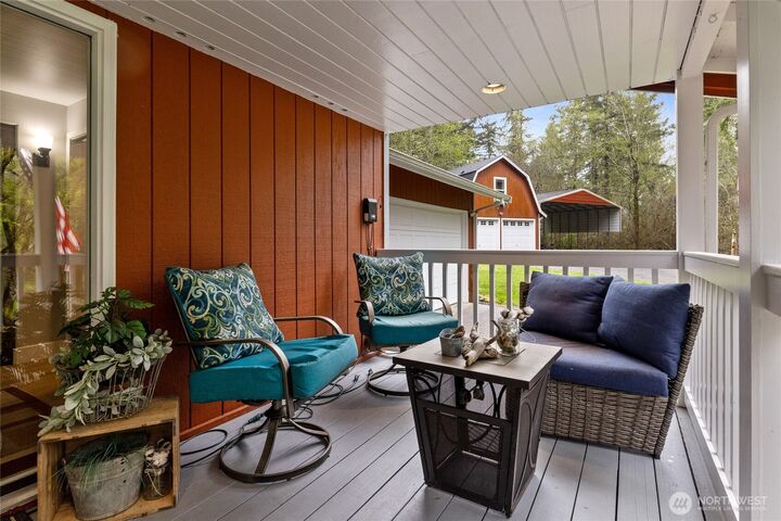 Property Photo:  7805  Western Court SW  WA 98512 