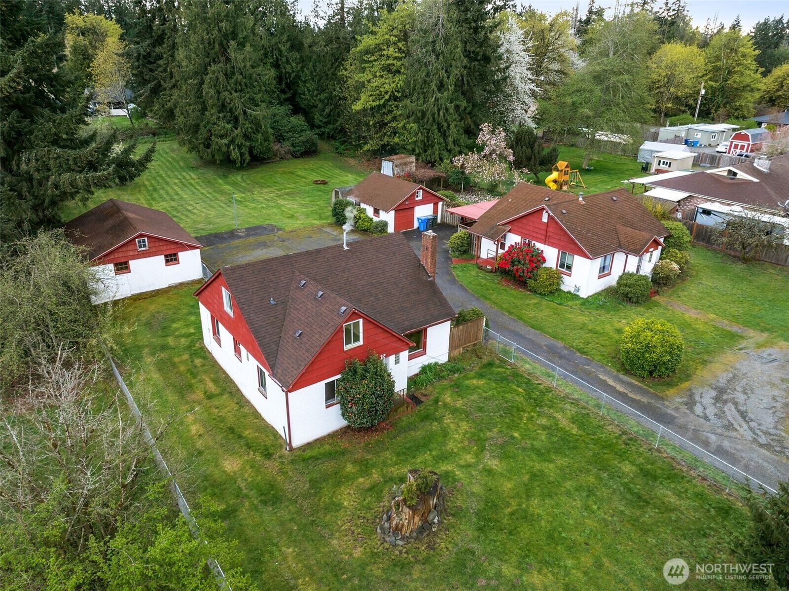 Property Photo:  6302  104th Street E  WA 98373 