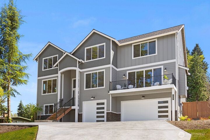 Property Photo: 7907 S 132 Street WA 98178