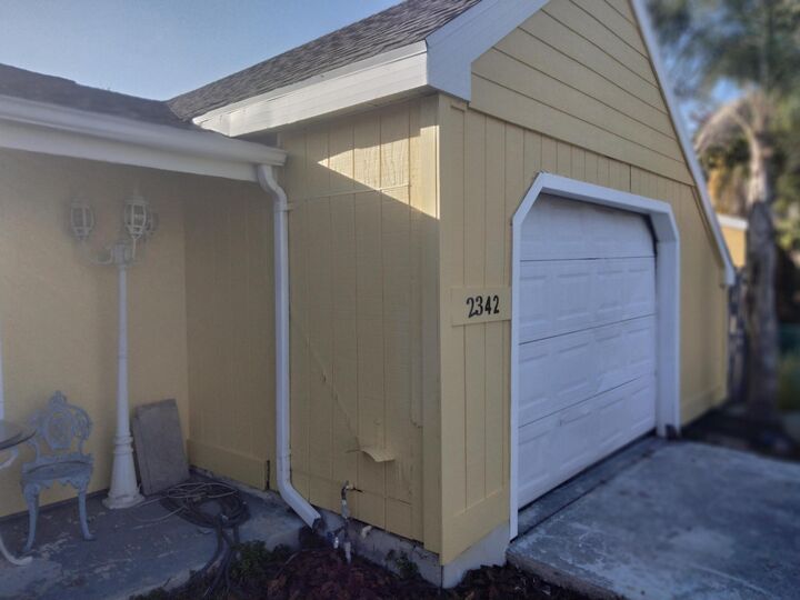 Property Photo:  2342 SE Midtown Road  FL 34952 