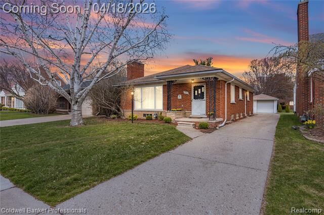 Property Photo:  1544 Dorthen Avenue  MI 48236 