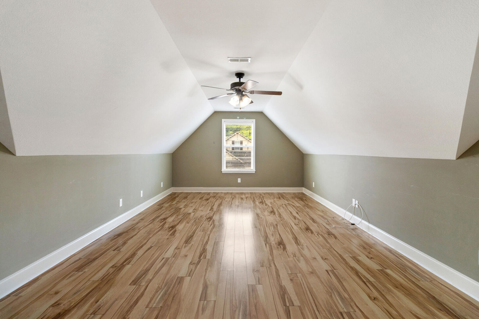 Property Photo:  2711 Waterhaven Drive  TN 37406 