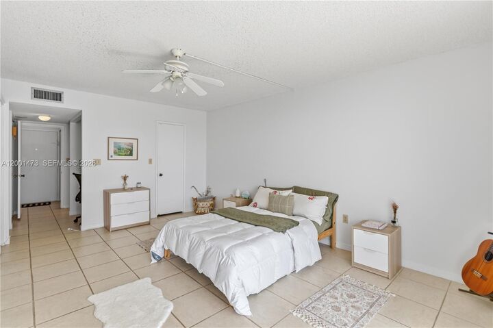 Property Photo:  2851 NE 183rd St 502E  FL 33160 