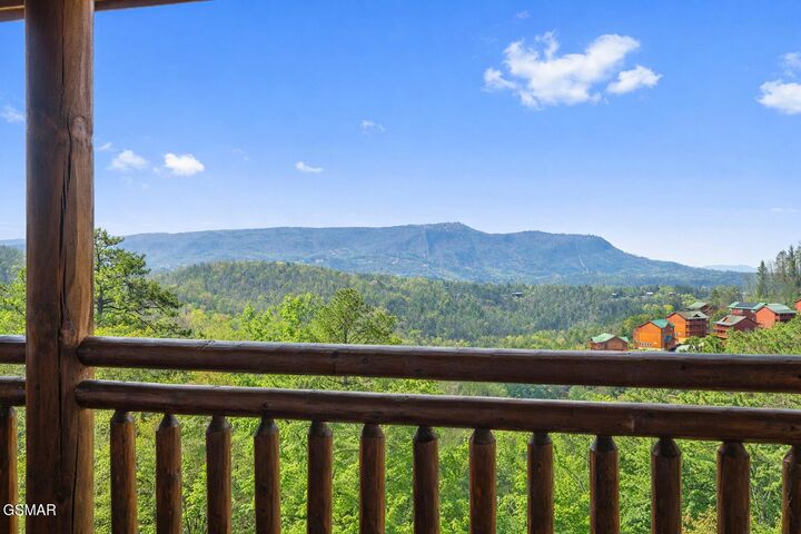 Property Photo:  3710 Tilda Hilltop Way  TN 37862 