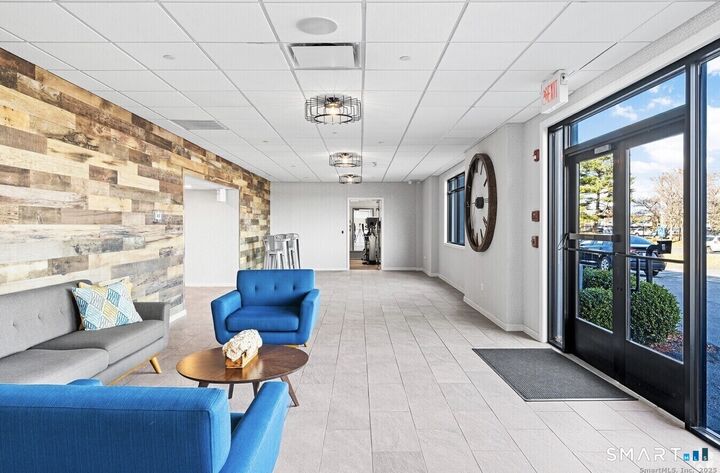 Property Photo:  225 Lordship Boulevard 1I  CT 06615 