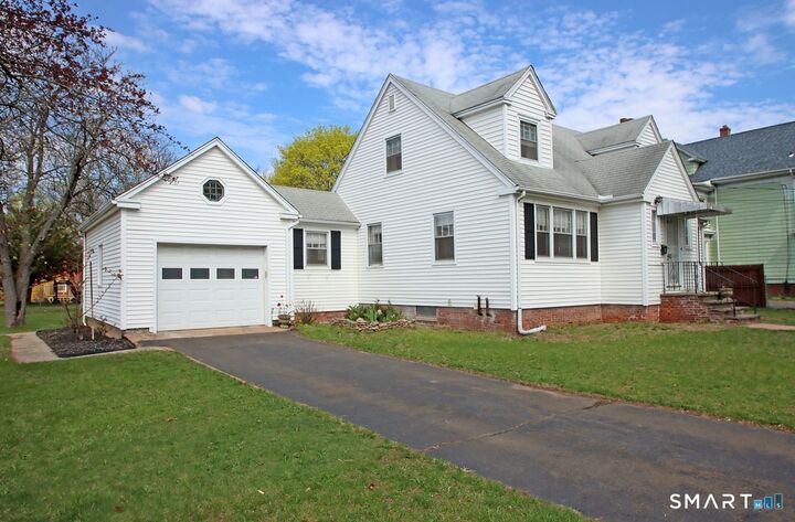 Property Photo:  1290 Quinnipiac Avenue  CT 06513 