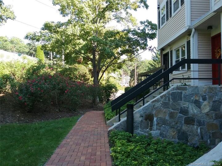 Property Photo:  45 Highland Road 45  CT 06902 