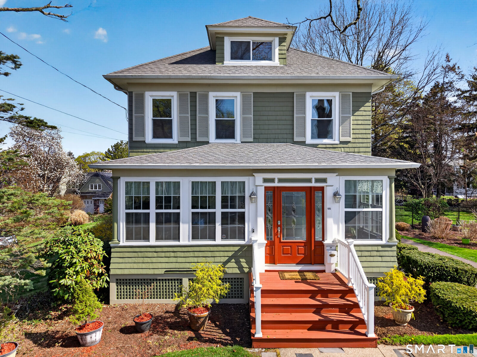 Property Photo:  77 Hillcrest Avenue  CT 06514 